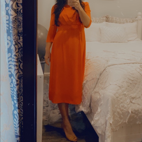 Classic Red Dress - Picture 1 of 5